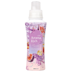 LION Кондиционер для белья парфюмированный с ароматом инжира и сирени Soflan Aroma Rich Fig&Lilac 400мл