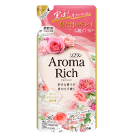 Lion Кондиционер для белья с натуральными ароматическими маслами / Soflan Aroma Rich Diana 703, 380 мл. мягкая упаковка