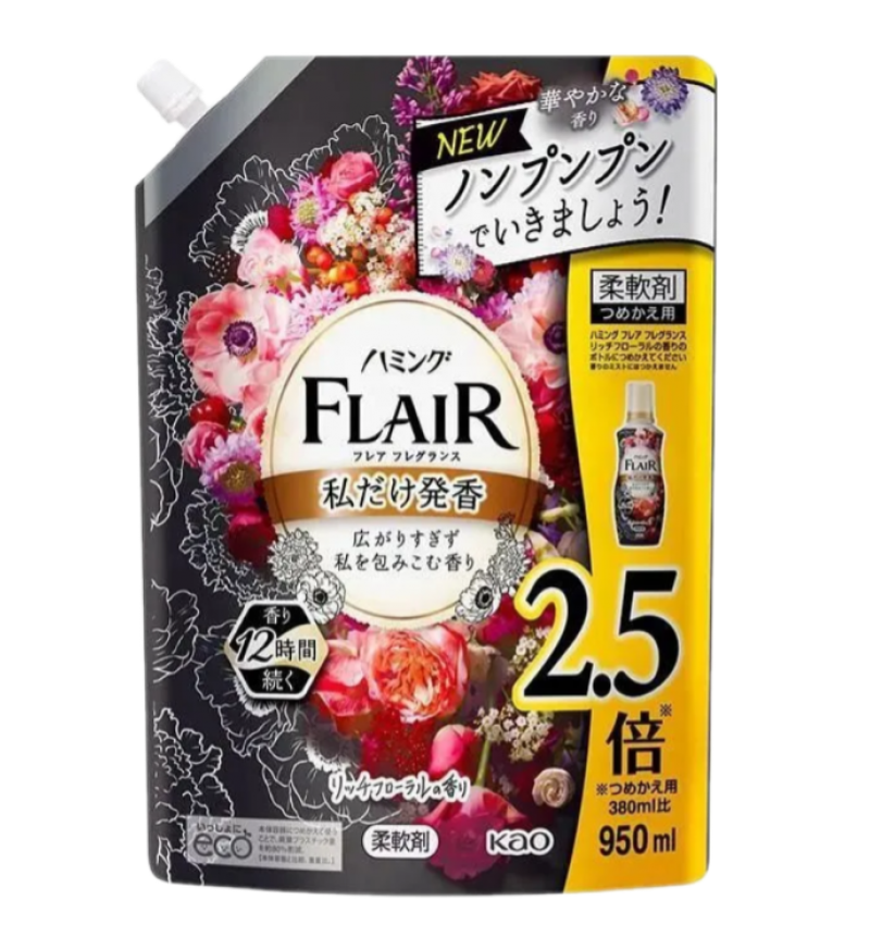 KAO Flair Fragrance Rich Floral Кондиционер для белья с богатым фруктово-ягодным ароматом и цветочными нотками, 950 мл. мягкая упаковка