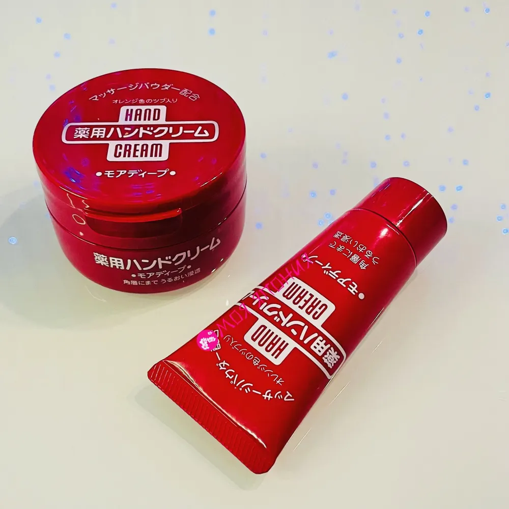 Shiseido Лечебный и питательный крем для рук с апельсиновой пудрой Hand Cream More Deep, 30 гр.